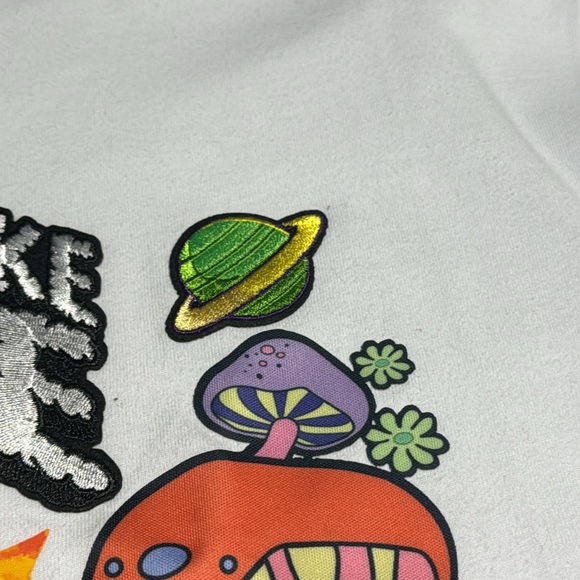 NWT Men’s Wedding Cake white/ multi color graphic tshirt size medium - Picture 7 of 10